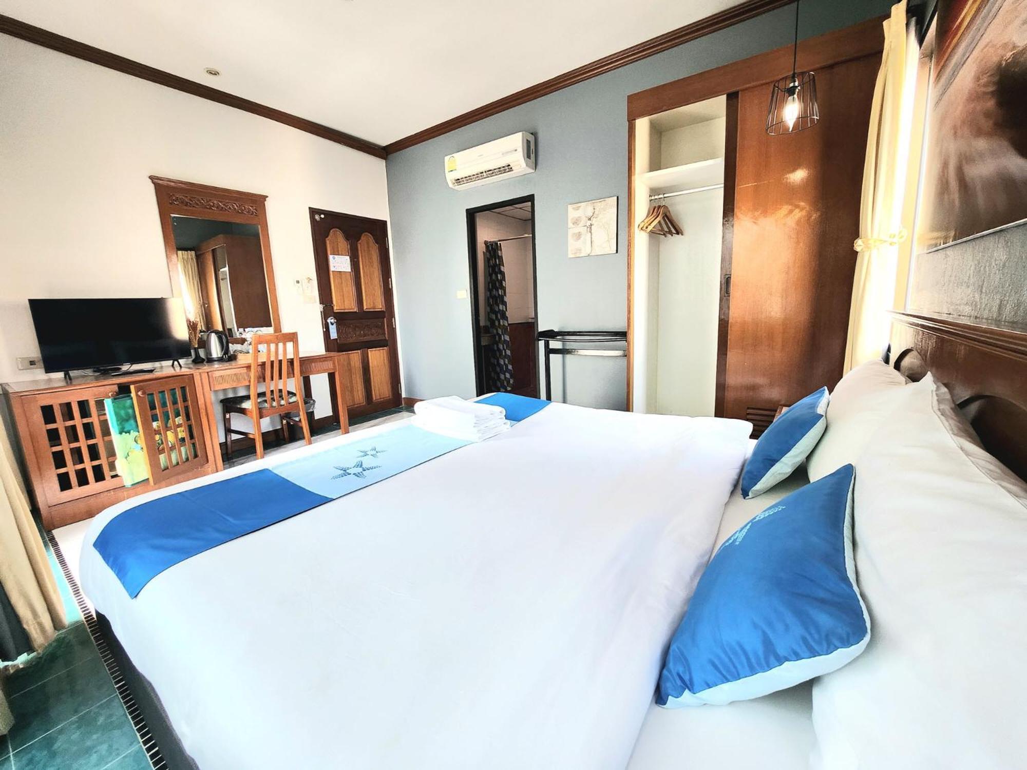 Sea Front Home Hotel - Patong Beach Eksteriør bilde