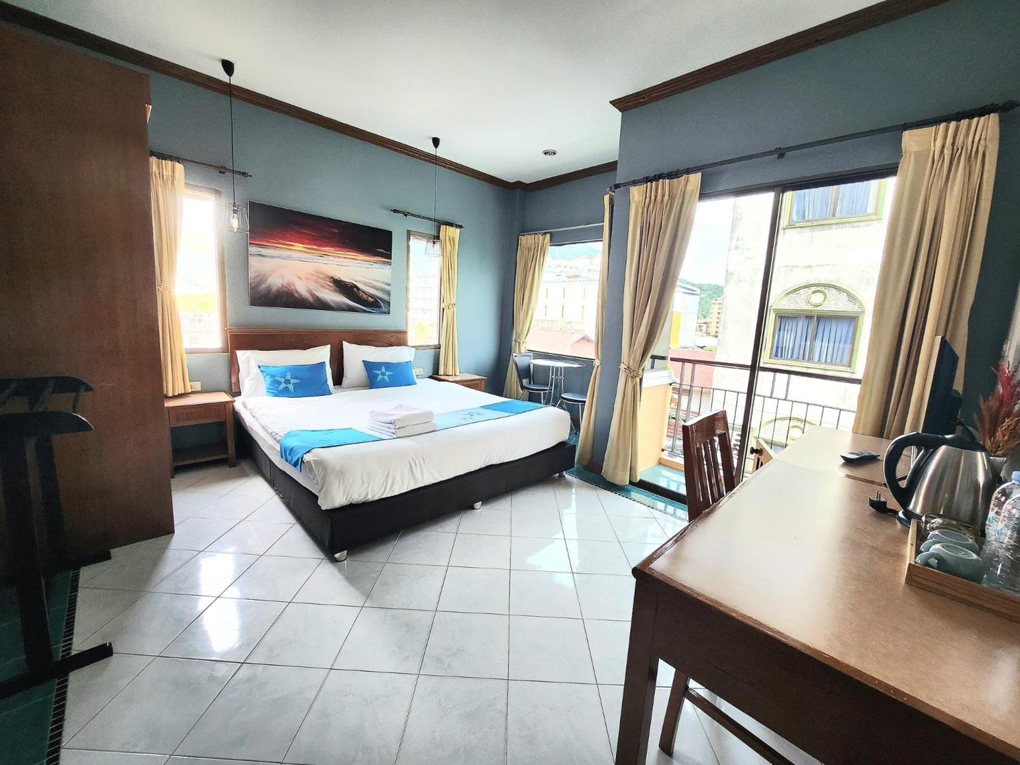 Sea Front Home Hotel - Patong Beach Eksteriør bilde